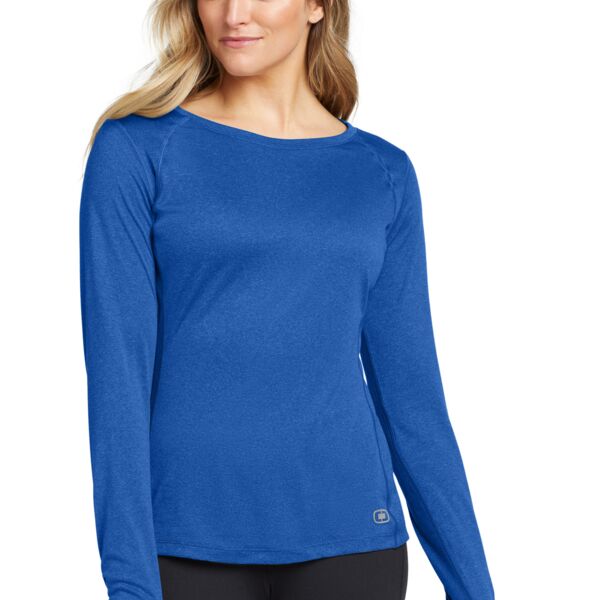 Women's Long Sleeve Pulse Crew Thumbnail